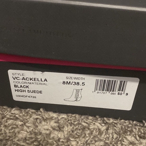 Vince Camuto Ackella Booties - Picture 7 of 7